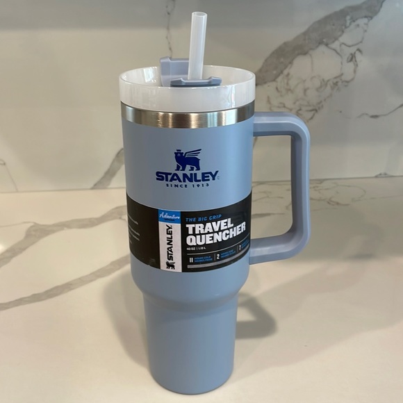 Stanley - OG CHAMBRAY 40 oz. Adventure Quencher Travel Tumbler (Blue) - NWT! - Picture 1 of 5